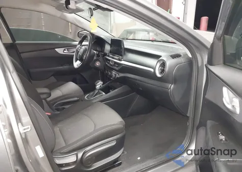 2022 Kia Forte Lxs из США, поврежденный, VIN 3KPF24ADXNE482567